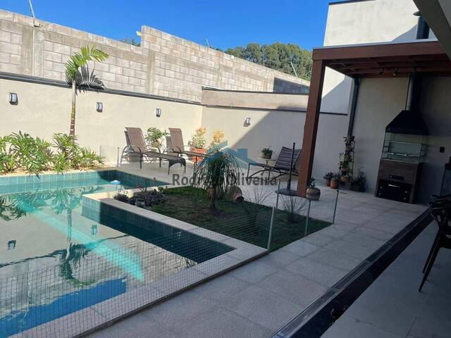 #6 - Casa para Venda em Jundiaí - SP - 1