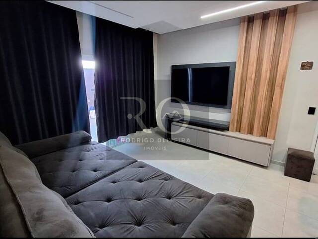 Casa para Venda em Várzea Paulista - 5