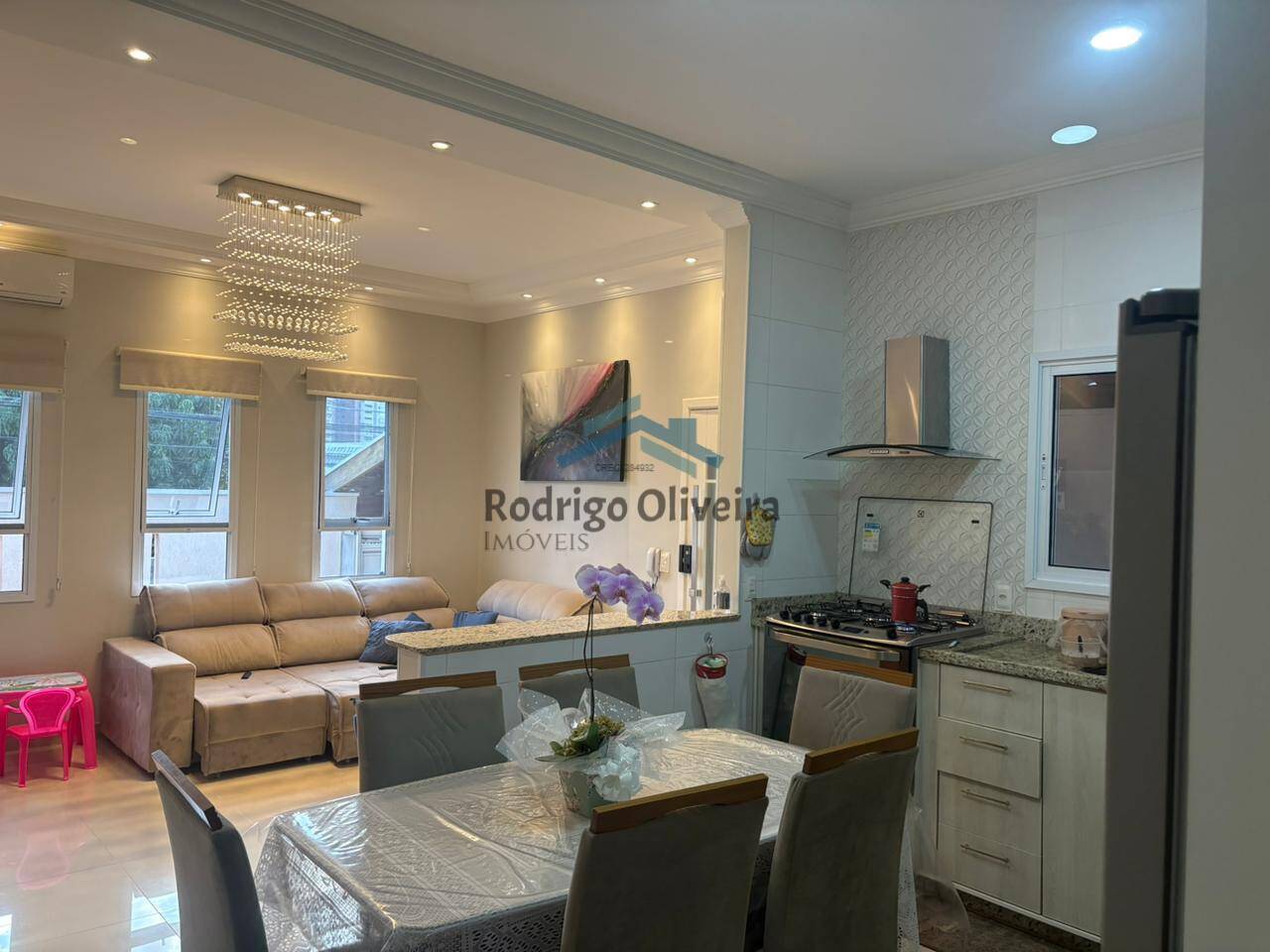 Casa, 3 quartos, 121 m² - Foto 2