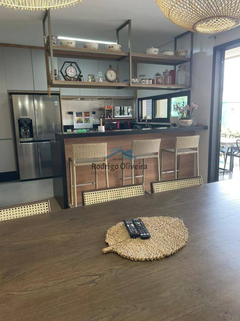 Casa, 4 quartos, 286 m² - Foto 3