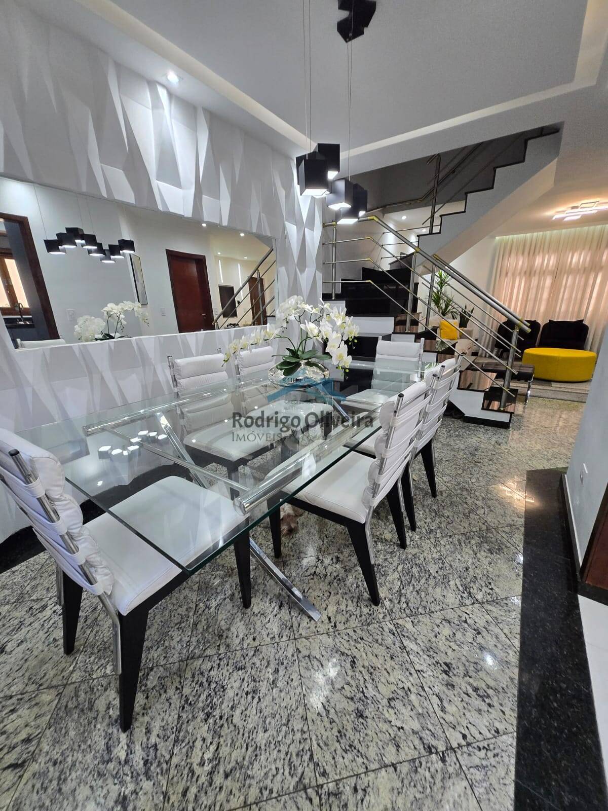 Casa de Condomínio, 4 quartos - Foto 1