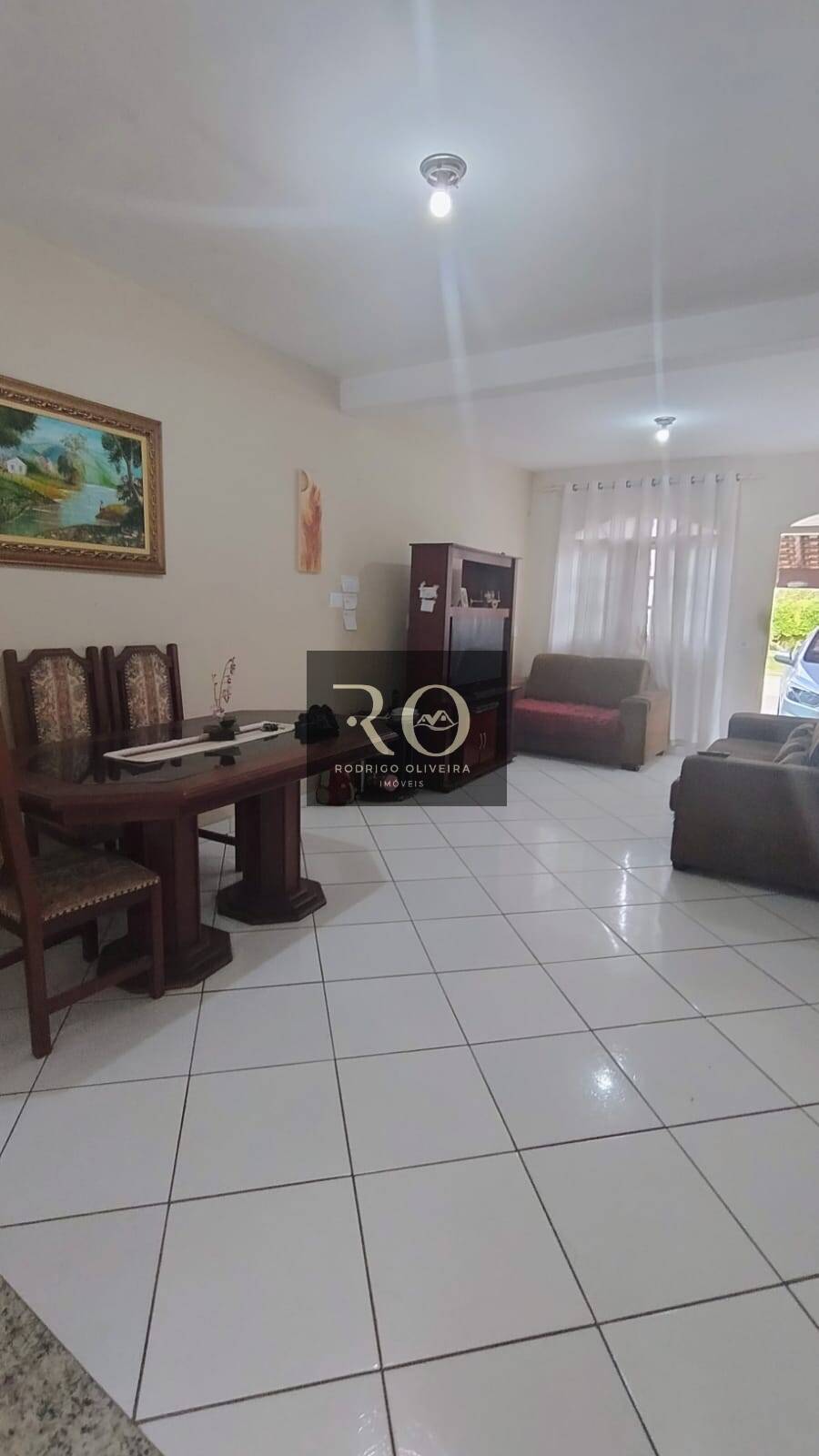 Casa, 4 quartos, 114 m² - Foto 1