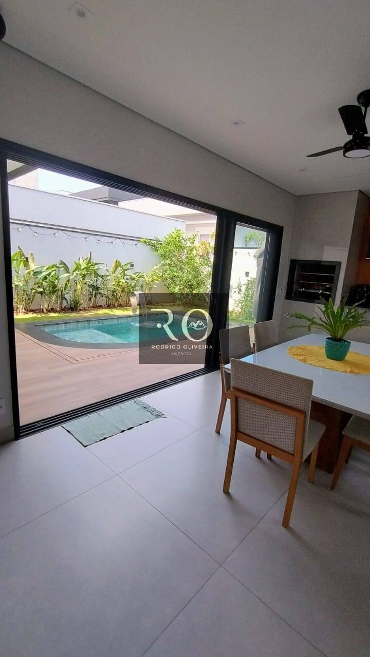 Casa, 3 quartos, 255 m² - Foto 15