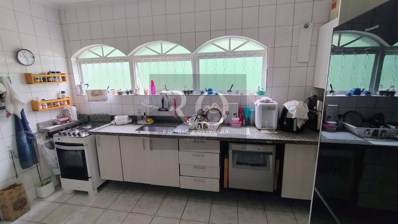 Casa, 5 quartos, 228 m² - Foto 12