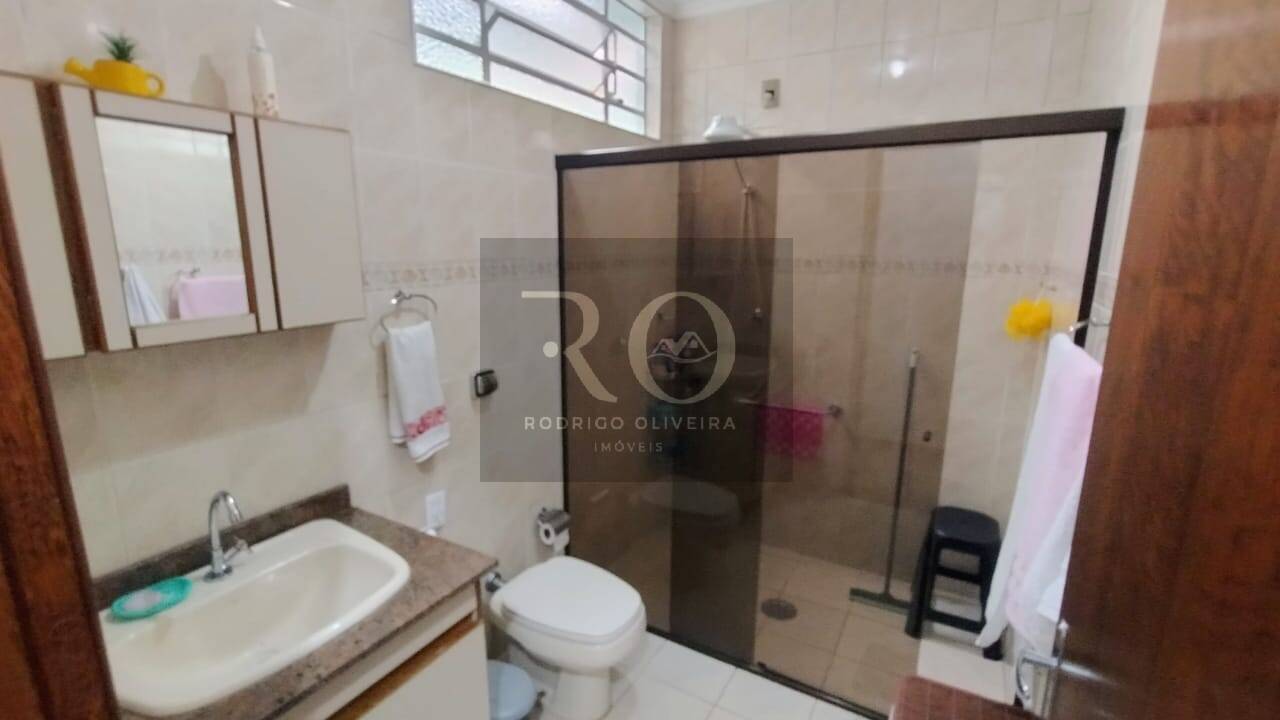 Casa, 5 quartos, 228 m² - Foto 33