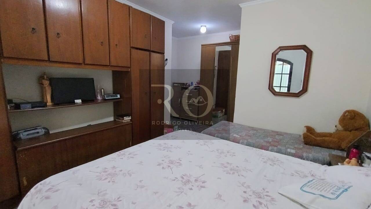 Casa, 5 quartos, 228 m² - Foto 36