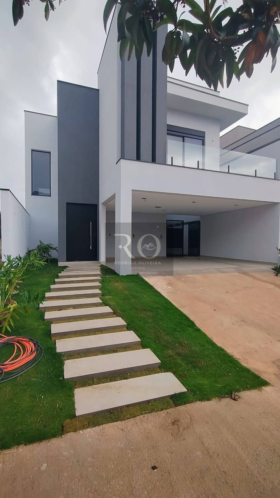 Casa de Condomínio, 4 quartos - Foto 1