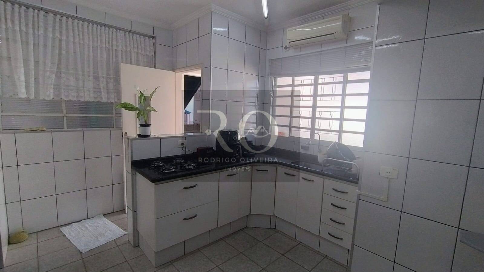 Casa, 5 quartos, 279 m² - Foto 44