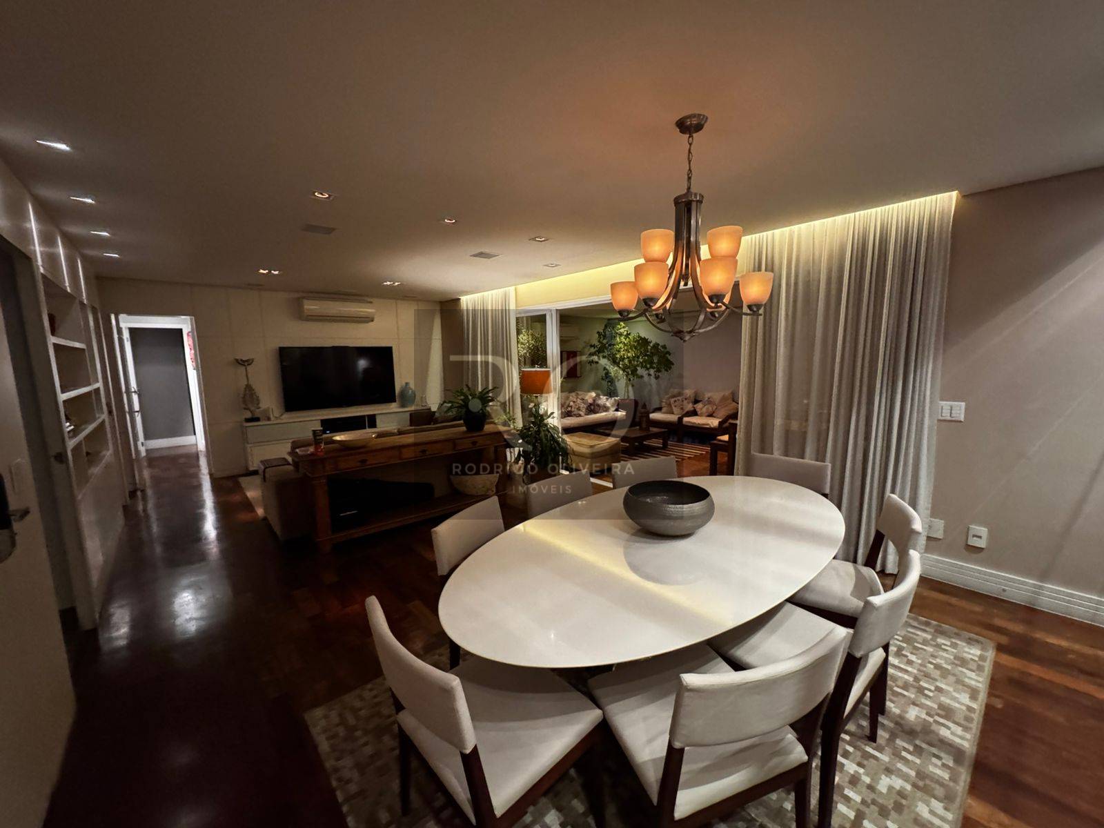 Apartamento, 3 quartos, 163 m² - Foto 2