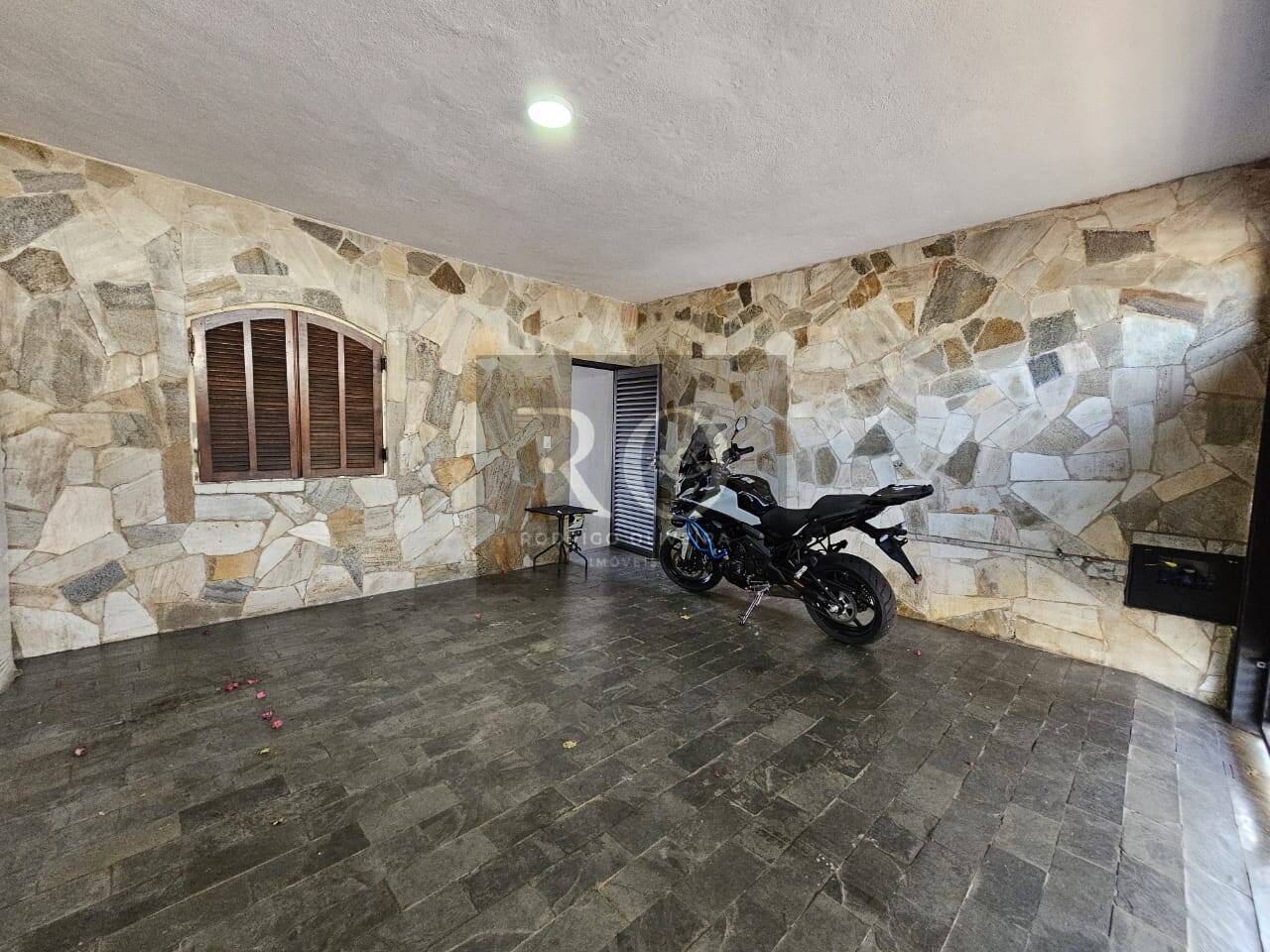 Casa, 3 quartos, 204 m² - Foto 3