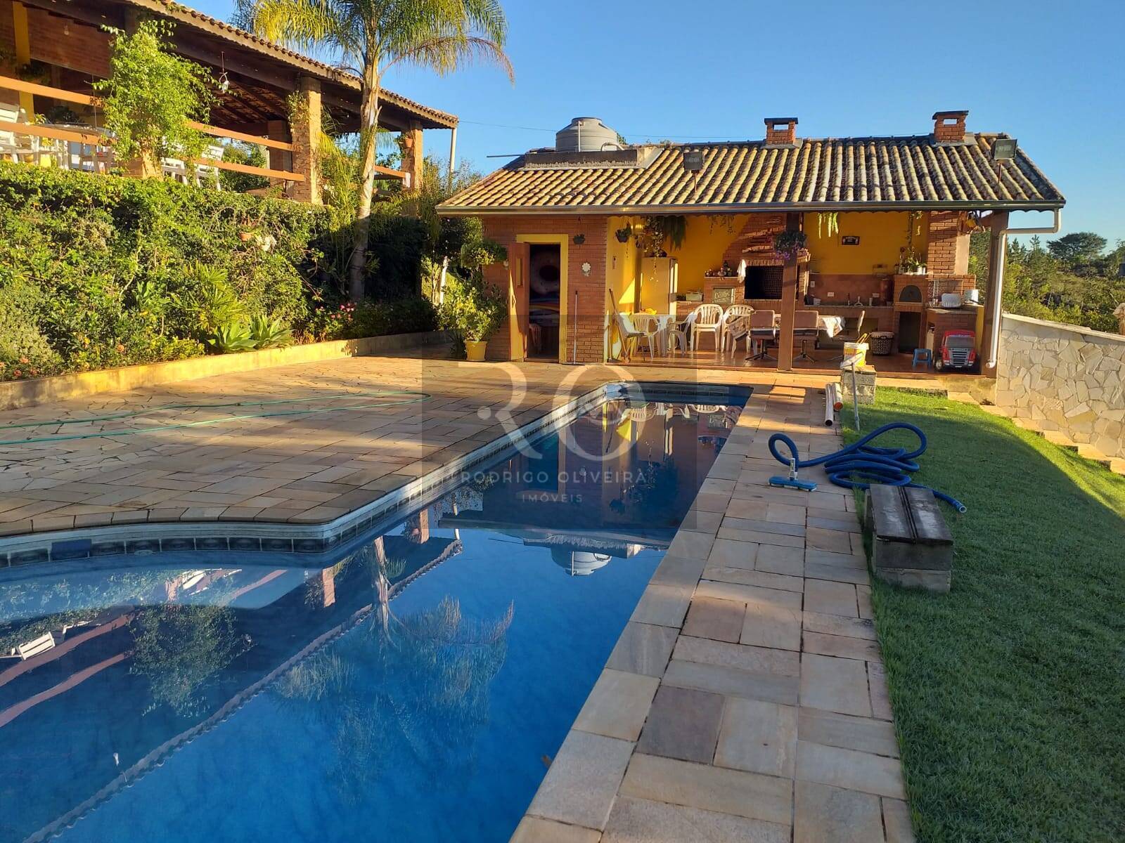 Chácara, 2 quartos, 1200 m² - Foto 1