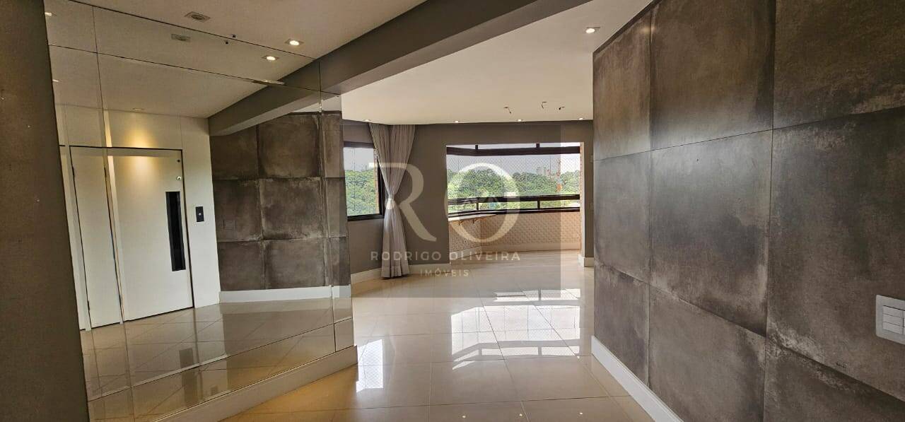 Apartamento, 3 quartos, 180 m² - Foto 1